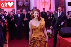 Ericos Jennings Lietuva. Joninės, kunigaikštis Gediminas ir grynas oras