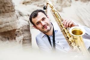 Žinomą saksofonistą Juozą Kuraitį pastebėjo garsus britų prodiuseris