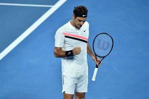 Roger Federeriui kelią į „Australian Open“ finalą atvėrė varžovo trauma