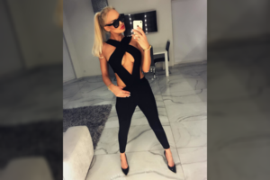 Vita Pliadytė pademonstravo seksualų drabužių derinį