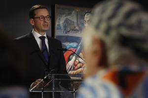Lenkija sutinka tartis dėl Holokausto įstatymo pakeitimo