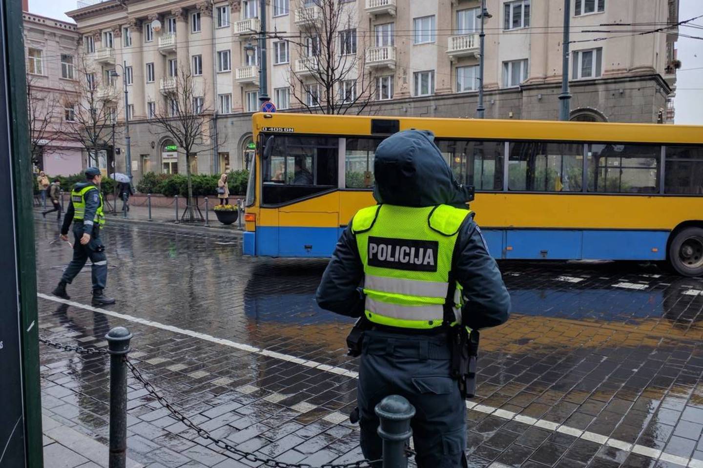 Vilniaus širdyje užpultas nepilnametis nukentėjo vidury dienos.