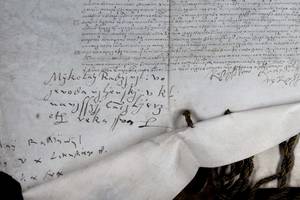 Pergamentas išsaugojo trijų garsių Radvilų giminės vyrų parašus