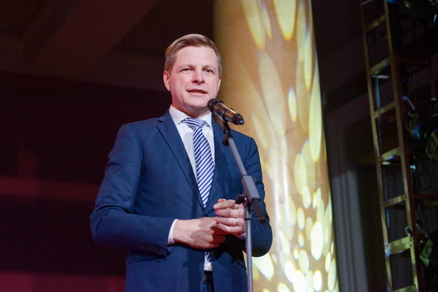 Nauja Vilniaus miesto reklama sulaukė didelio susidomėjimo.<br>J.Stacevičiaus nuotr.