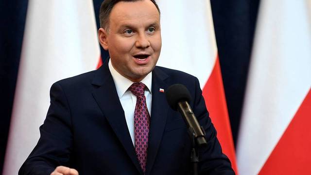 Lenkijos prezidentas neleis juodinti Lenkijos už nacistinius nusikaltimus