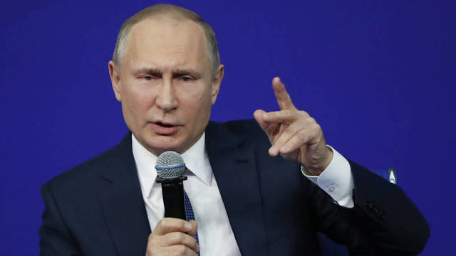 Vladimiras Putinas iškeikė dopingo informatorių: „Jį reikia į kalėjimą sodinti“