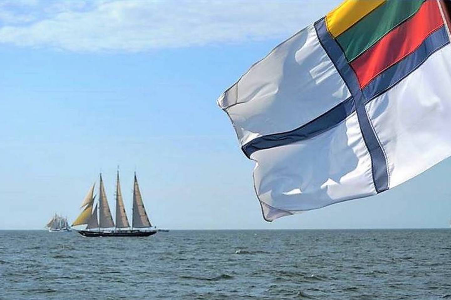  Lietuvos karinių jūrų pajėgų vėliava pasikeitė.<br>LKJP nuotr. 