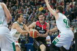 „Žalgiris“ ir „Lietuvos rytas“ vilioja sirgalius: „Siemens“ arena pilnėja valandomis