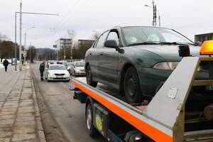 Ant kojų dėl girtumo nepastovintis žalialapis Vilniuje sukėlė avariją