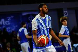 Po rungtynių į ligoninę išvežtam „Vytauto“ legionieriui lūžo šonkaulis