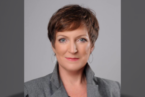 Moteris buvo ištekėjusi 22 metus – po jos žingsnio nusigręžė net draugai