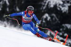 Nepalaužiamoji S. Vonn: slidinėjimo karalienės traumų istorija – stulbinanti