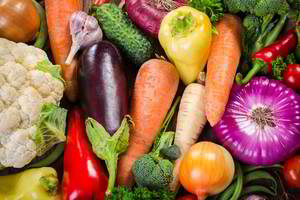 Neįtikėtinos daržovių ir vaisių savybės, kurias suteikia spalva