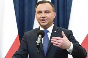 Lenkijos prezidentas pasirašė kontroversišką įstatymą dėl Holokausto vertinimo