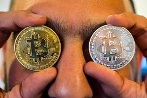 Bitkoino sūpuoklės: pamokančios sėkmės numylėtinių ir atstumtųjų istorijos