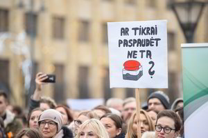 Lenkijos vyriausybė po medikų protestų didina sveikatos apsaugos sektoriaus finansavimą