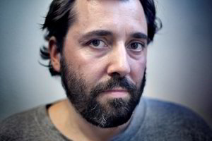 Jaunimo teatre režisuojantis vengrų kūrėjas Árpádas Schillingas aiškinasi, ką reiškia būti autonomiškam