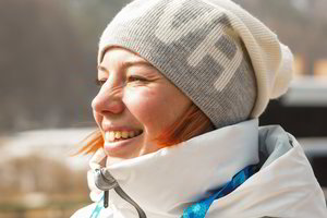 Nukritusi ir mėlynę įsitaisiusi Lietuvos slidininkė juokėsi: „Nupūtė vėjas“