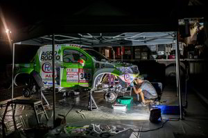 Vaidoto Žalos mechanikai papasakojo, kokius įrankius vežėsi į Dakarą