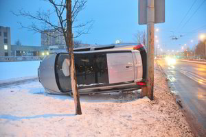 Trečdaliu pabrangus automobilių draudimui prabilo apie bausmes