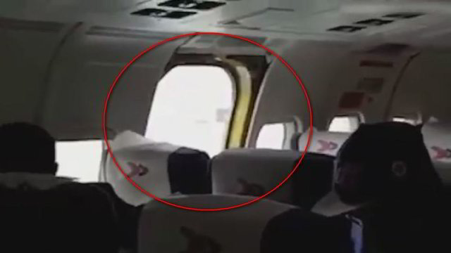 Nusileidimo metu lėktuve kilo panika – keleiviai nežinojo, kaip elgtis