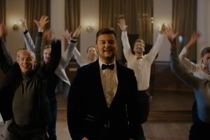 Pamatykite: „Eurovizijos“ atrankoje dalyvavęs Dainotas Varnas pristato įspūdingą klipą