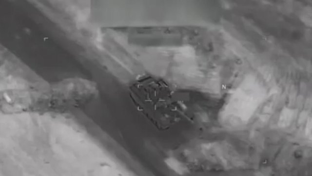 Nufilmuota, kaip JAV subombardavo Rusijos samdinius