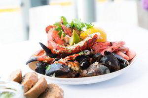 Paprasta, bet nekasdieniška: midijų ir krevečių troškinys