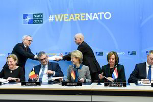 NATO ministrų derybas temdo JAV nerimas dėl ES gynybos pakto