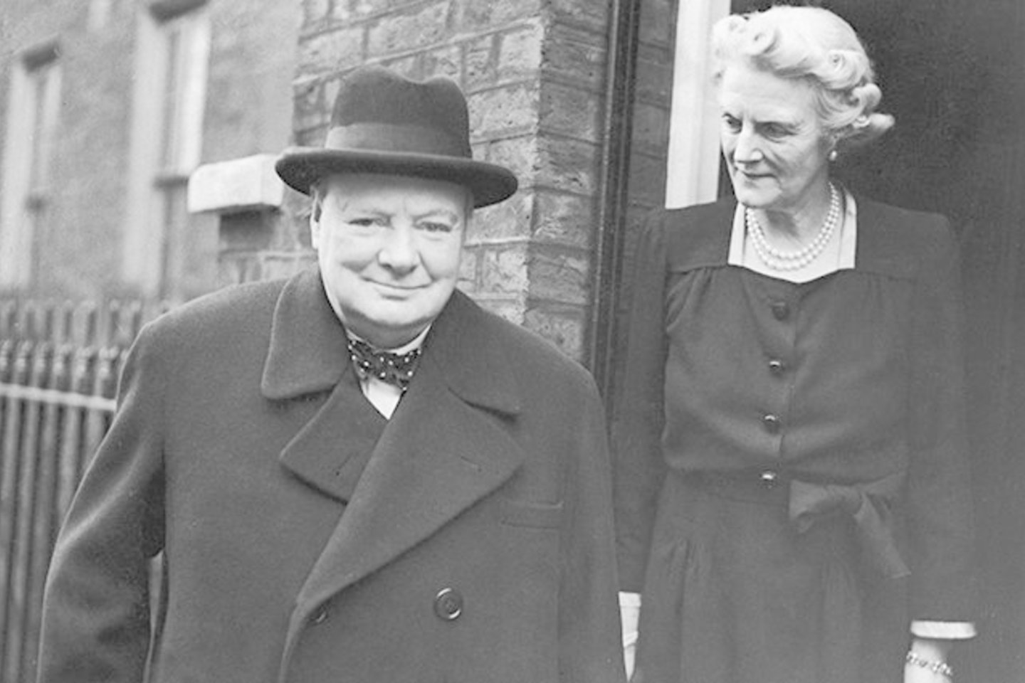 Didžiosios Britanijos premjeras Winstonas Churchillis su žmona Clementine. 