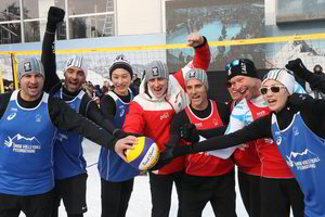 Pjongčango olimpiadoje įvyko parodomoji sniego tinklinio dvikova