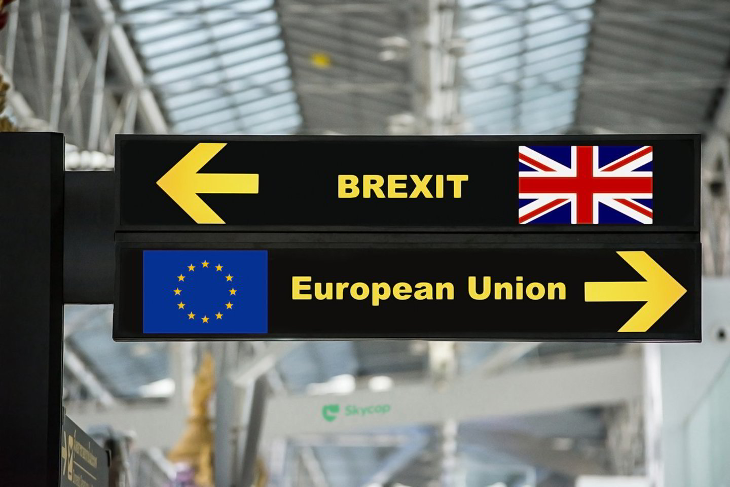 Visas Britanijos industrijas ir tarptautinius santykius sukrėtęs sprendimas neaplenkė ir aviacijos.