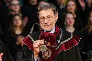 VDU šventėje – išskirtinis dėmesys netikėtai išgarsėjusiam žmogui 