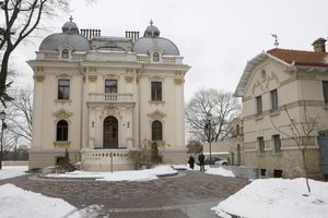 Vasario 16-osios Akto mįslės: kas slypi senų rūmų Vilniuje sienose 