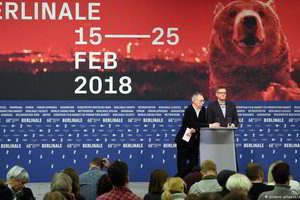 Berlyno kino festivalyje – laviravimas tarp Holivudo spindesio ir lytinio priekabiavimo skandalo