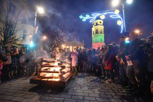 Vilniaus širdyje suliepsnojo 100 laisvės laužų