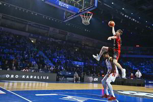 „Oro karalius“ atlaikė ir lietuvio griuvimą: „Pagalvojau, ar tik jis nesusižeidė“