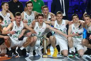 Pirmoji taurė iškeliavo į Kauną: „Tai nebuvo draugiškos rungtynės“