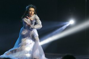 „Eurovizijos“ atrankos atradimu tapusi Godo savo kūrybą pristatys koncerte