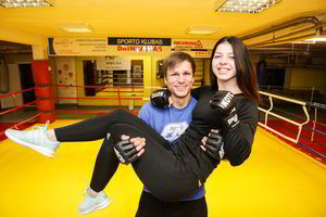 Profesionalių kovotojų pora tarpusavyje veliasi tik į žodžių mūšius