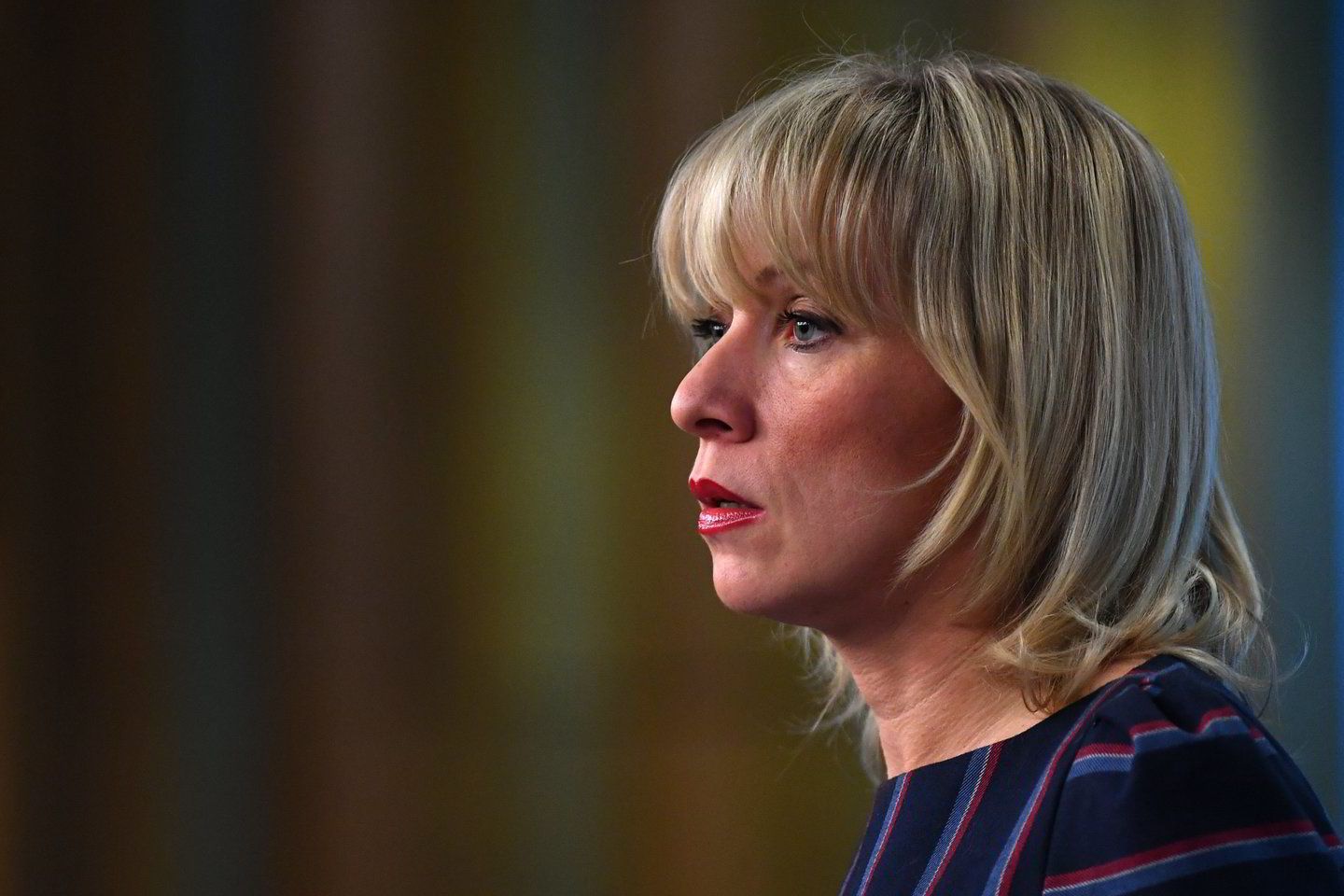 M.Zacharova šaipėsi iš minties, kad nedidelė grupelė rusų sugebėjo įveikti JAV žvalgybos ir saugumo tarnybas.<br> „Sputnik“/„Scanpix“ nuotr.