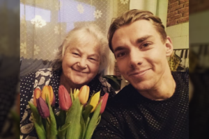 Klaipėdoje koncertuosiantys „120“ neslepia jaudulio – šou apsilankys ir Dovydo močiutė