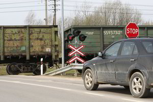 Vienas blogas vairuotojų įprotis pervažoje gali sukelti mirtiną pavojų