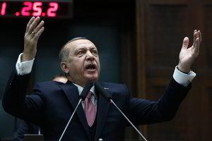 Turkijos prezidentas grasina kurdų Afrino miesto apgultimi