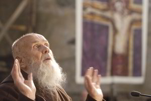 Tėvo Stanislovo metus pradės jo kvietimu – tikėti gėriu, neatstumti nė vieno žmogaus