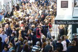 Knygų mugėje nepraeikite pro šalį: 7 vertingos knygos