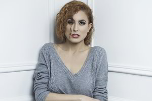 Išgirskite: Julija Jegorova pristato naują dainą „Leisk prisiglausti”