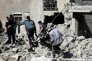 Didėja spaudimas nutraukti „civilių pragarą“ Sirijos sukilėlių anklave