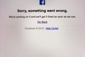 Neveikė „Facebook“, bėdos – ir „Instagram“