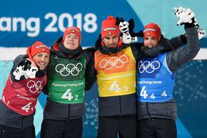 Vyrų biatlono estafetės olimpiniais čempionais tapo švedai